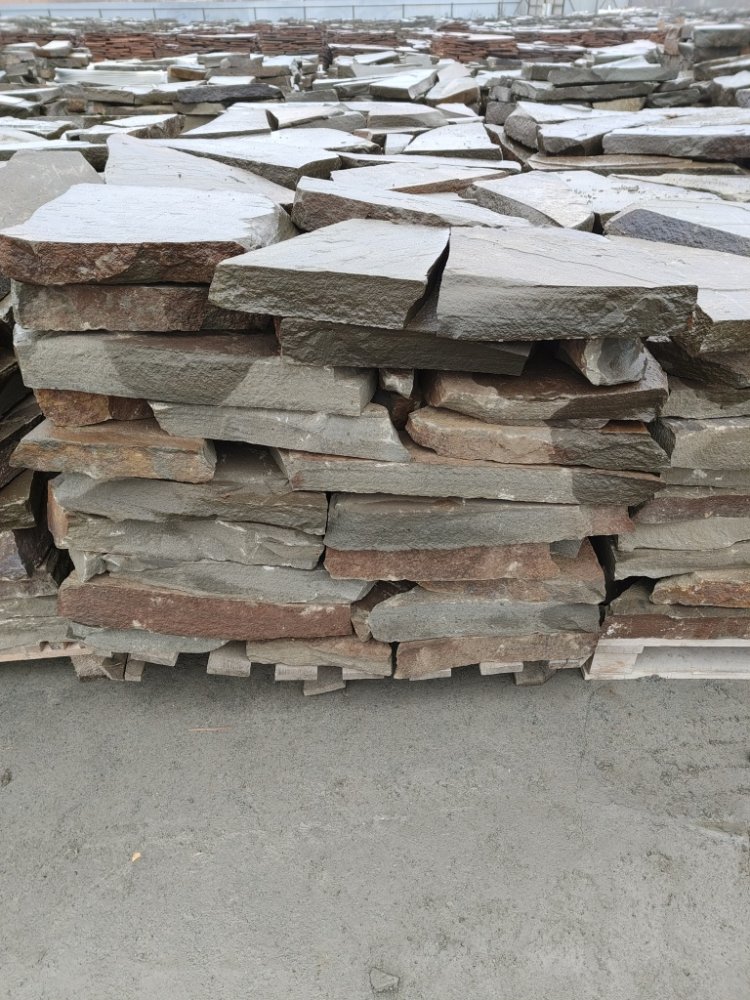 Плитняк песчаник серо-зелёный для мощения 60-65 мм купить в Раменском