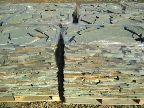 Плитняк златолит зелёный для цоколя, отмостки купить в Раменском