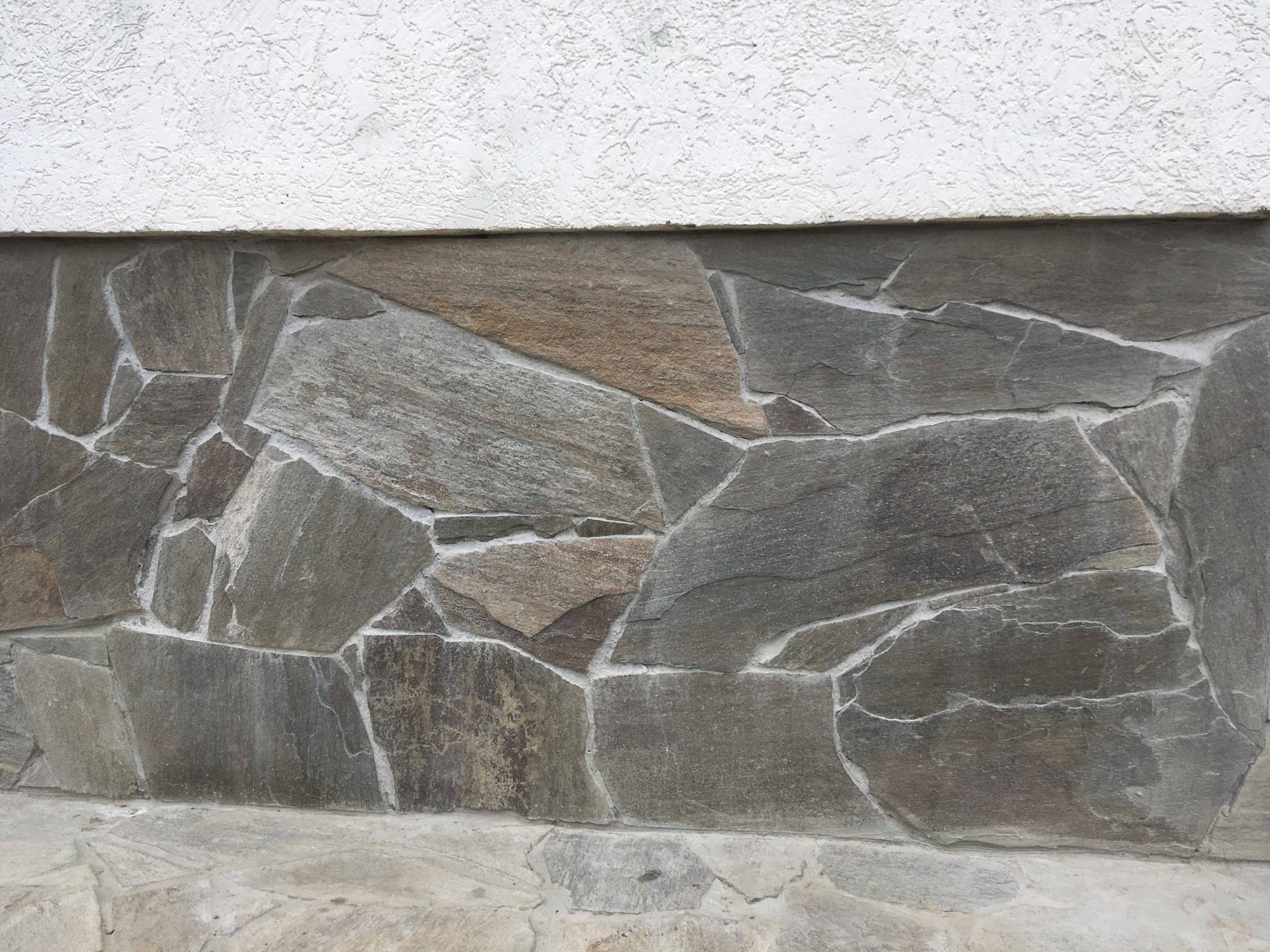 Плитняк златолит Уральский  для фасада купить в Раменском