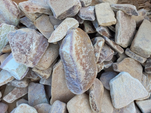 Златолит жёлтый, жёлто-зелёный глыбки и валуны для ланшафтного дизайна купить в Раменском