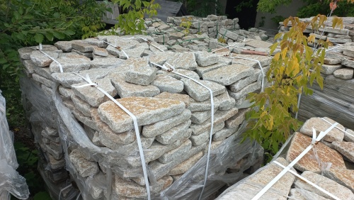 Гранитный плитняк галтованный для парковки купить в Раменском