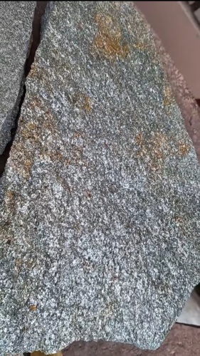 Плитняк златолит серебристый для цоколя, отмостки купить в Раменском