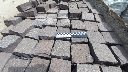 Лемезит колотая брусчатка 10 * 10 см. для парковки купить в Раменском